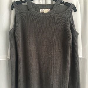 Grey Thick Cold-Shoulder Long Sleeve